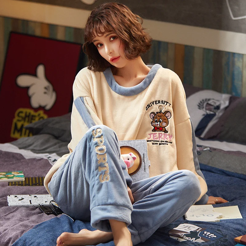 2023 Winter Women Flannel Pajama Sets Cute Round Neck Sleepwear Long Sleeve Coral Velvet Cozy Loose Lounge Wear Sweet Cartoon