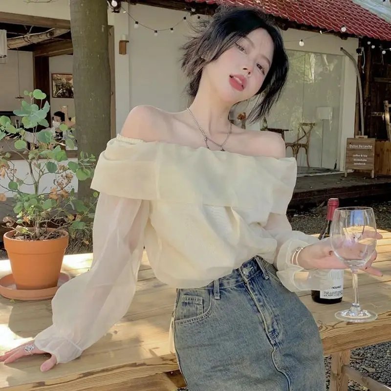 

One-shoulder Shirt for Women in Summer French Pure Savory Design Niche and Unique Retro Hong Kong Flavor Super Fairy Short Top