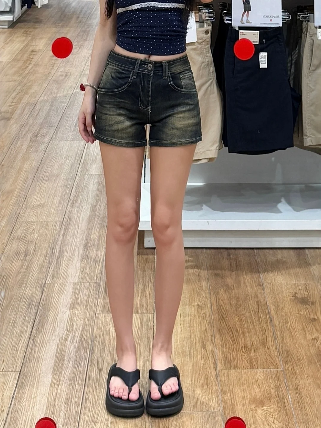 plus Size Women's Retro Blue Denim Shorts Summer 2026 Slimming Elastic Fitting A-Line Hot Pants Comfortable Low Waist Jeans