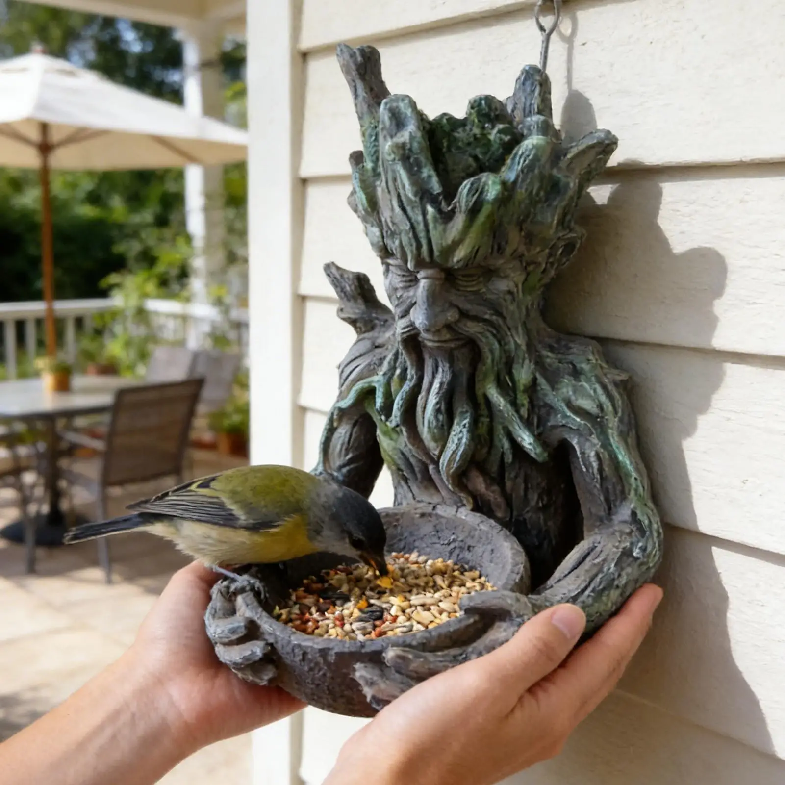 Thumbnail 3 - #40 Bird Feeders Discount Picks