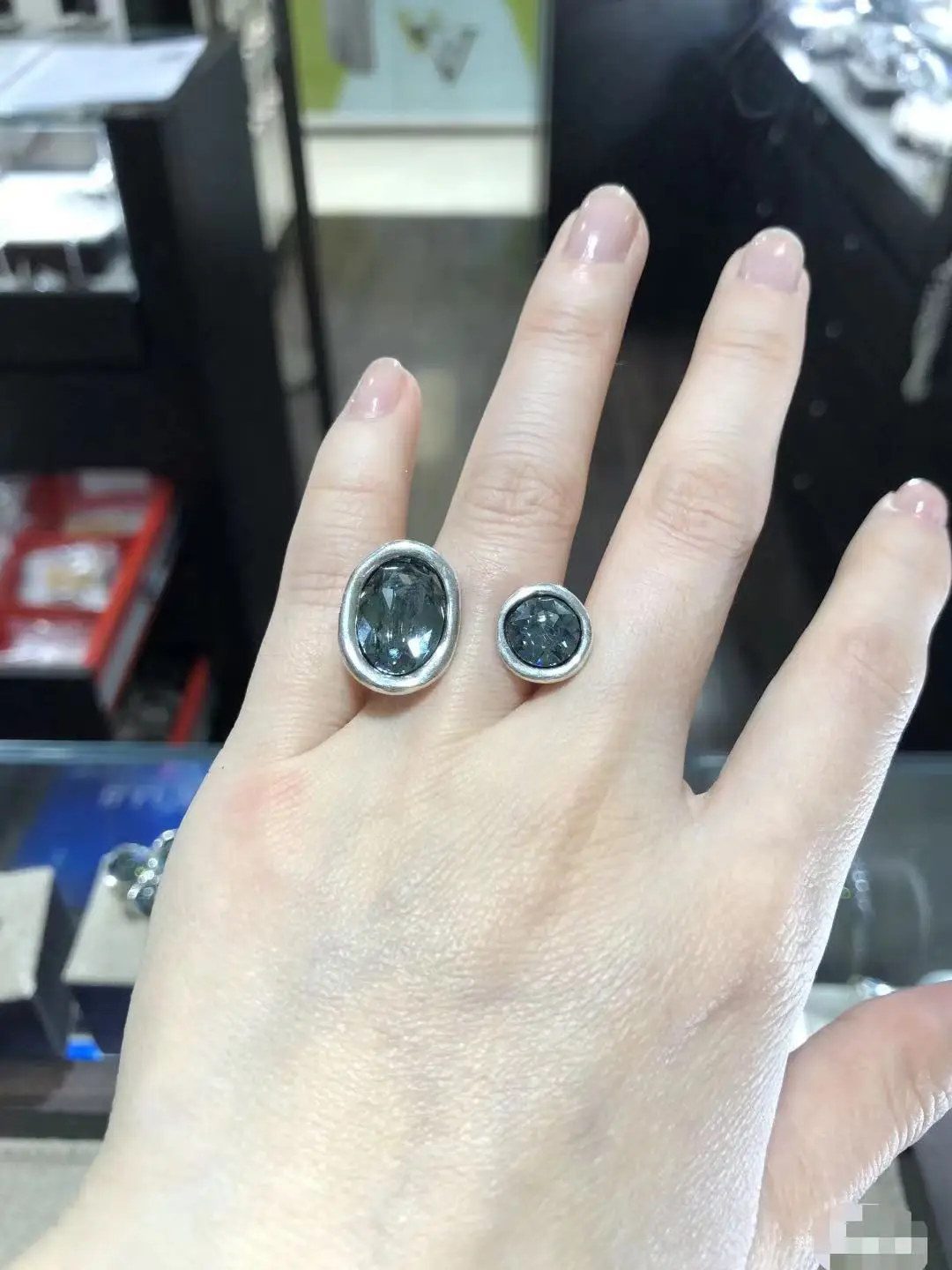 Yisheng alloy bead Crystal stone gem ring, Silver clasp, fashion, with logo, wholesale, new 2021, European fashion gift