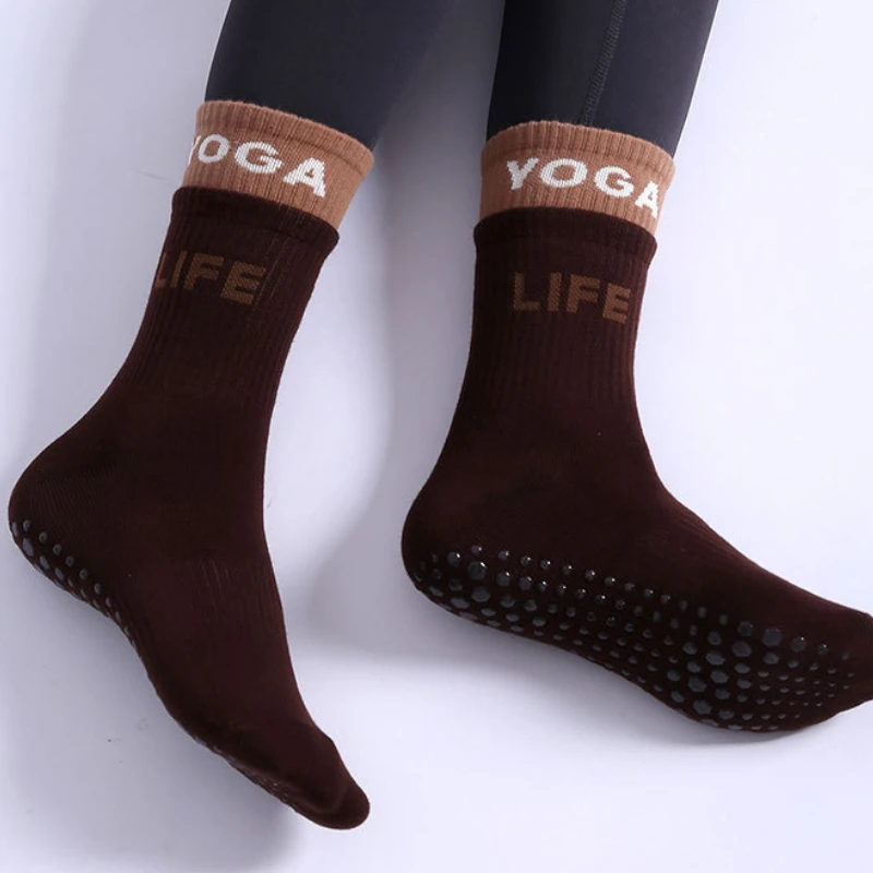 

New Professional Non-slip Colorblocked Mid-calf Sports Socks Women Yoga Pilates Socks Indoor Dance Fitness Training Floor Socks