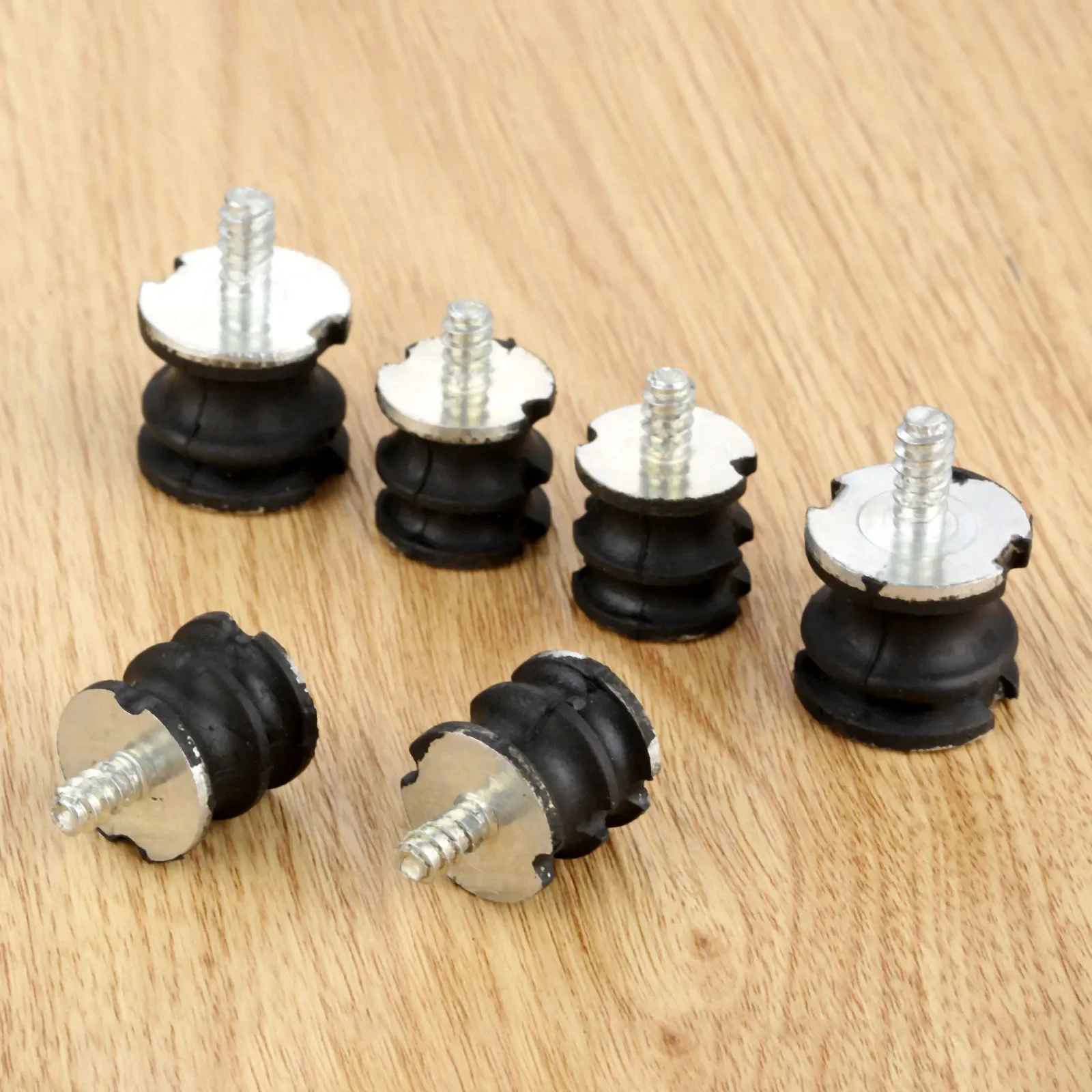 6Pcs Chainsaw AV Buffer Parts Fit for Husqvarna 61 66 133 136 141 266 268 272 XP, 272 S, 272 K Chainsaw Garden Tool Parts