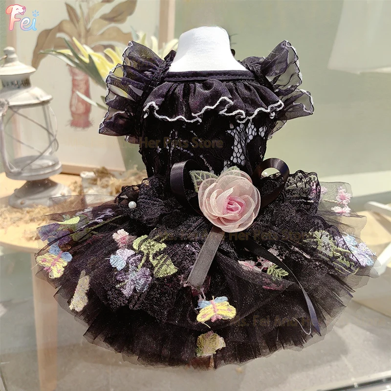 

Luxury Lace Floral Dog Clothes Summer Puppy Dresses Apparel for Pets Dogs Costume for Dog Clothing Party Skirt Clothes for Dog