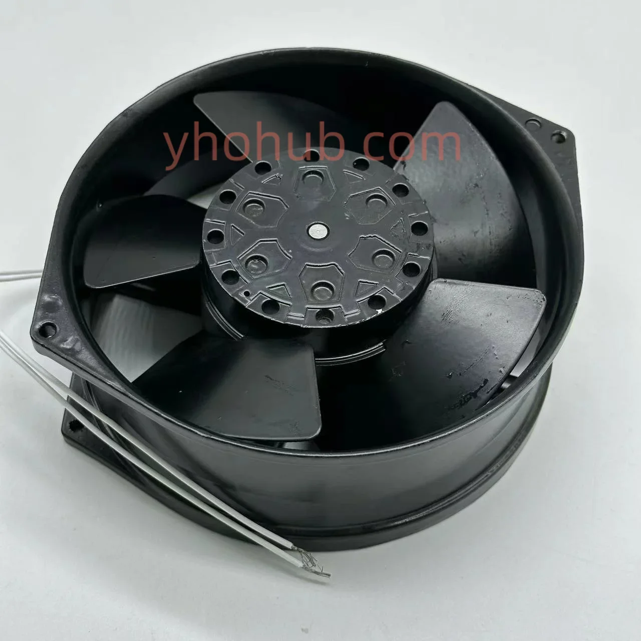 Royal Fan UT670D-TP AC 100V 43/40W 2-wire Server Cooling Fan