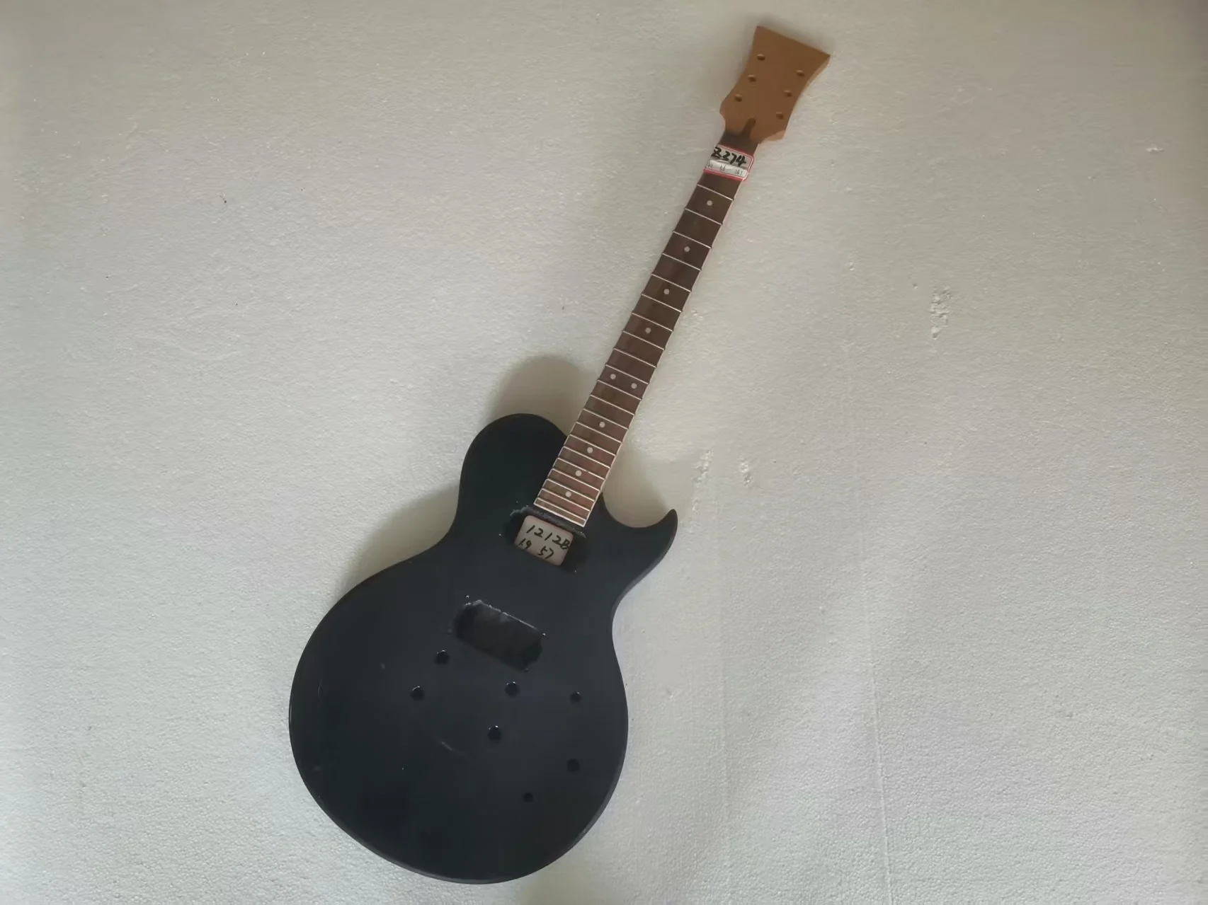 

DIY Custom 6 Strings Electric Guitar Part Guitarra without Hardwares in Stock Discount