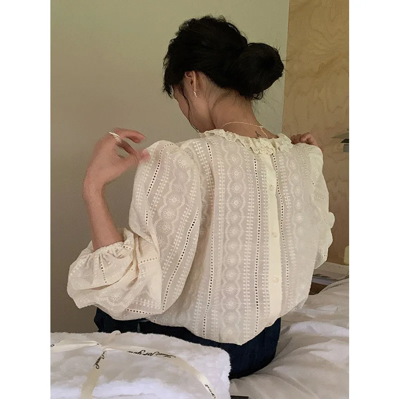 

White Lace irt Women's Spring Autumn Loose Design Sense Flower Aosphere Matching irt Top Pure Color round Ne Lon...