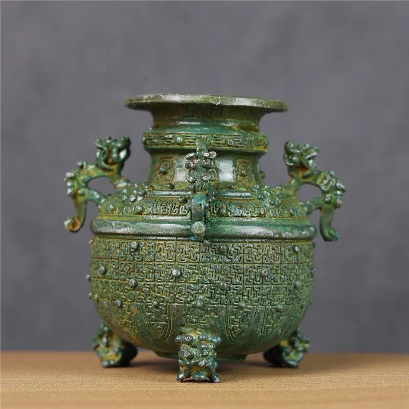 Museum Antique Collection Bronze Statue Of Guan Yu Dimensions: Height 10Cm Length 11Cm Diameter 6Cm