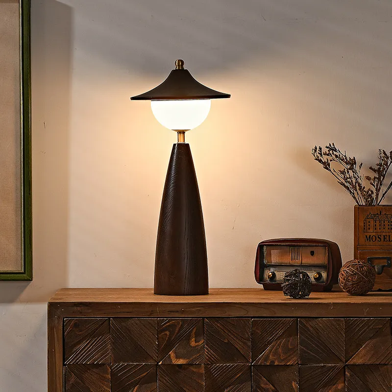 French Retro Solid Wood Mushroom Table Lamp Bedroom Bedside Living Room Study Office Scarecrow Decoration Mid-Ancient Desk Light