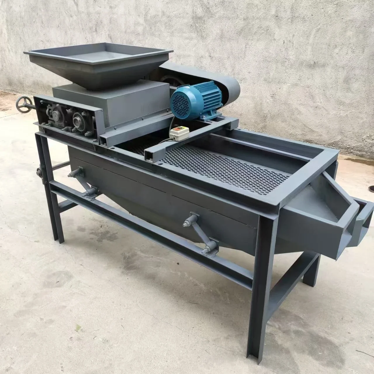 

Automatic Palm Kennel Nut Cracker Machine Apricot Kernels Shell Breaking and Separating Hazel Nut Hazelnut Sheller And Separator