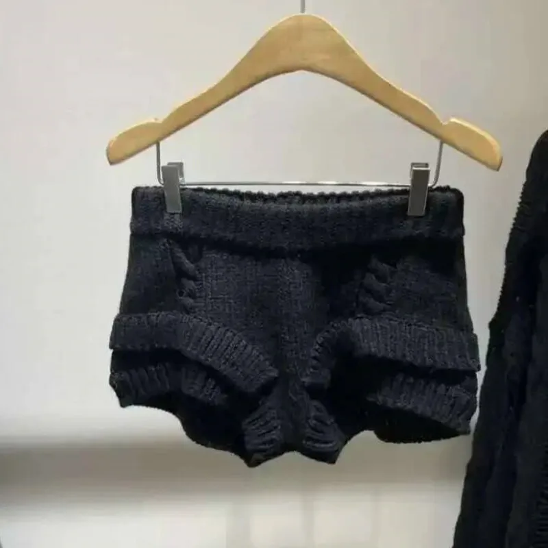 المرأة مثير محبوك الساخن قصيرة بلون عادية الدافئة قصيرة مرونة الخصر الكورية نمط نحيل قصيرة الكشكشة Y2k بانت قصيرة الإناث