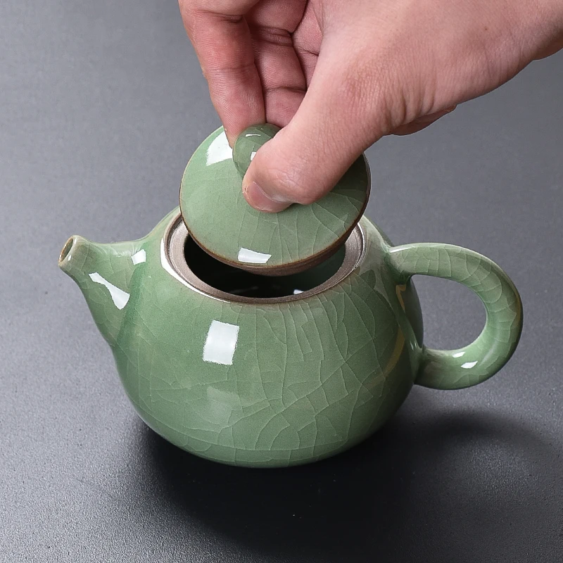 CHANSHOVA-Traditional Chinese Style Ceramic Teapot, Chinese Ru Kiln Porcelain Tea Set, Celadon Crackle, Solid Color, 200ml, H414