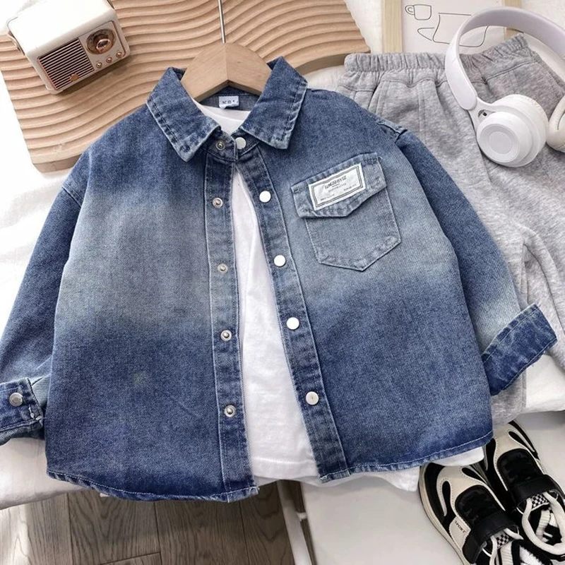 

Boys Long Sleeve Soft Denim Shirt Spring Autumn Turn Down Collar Single-breasted Gradient Blue Washed Jean Shirt Boys Tops