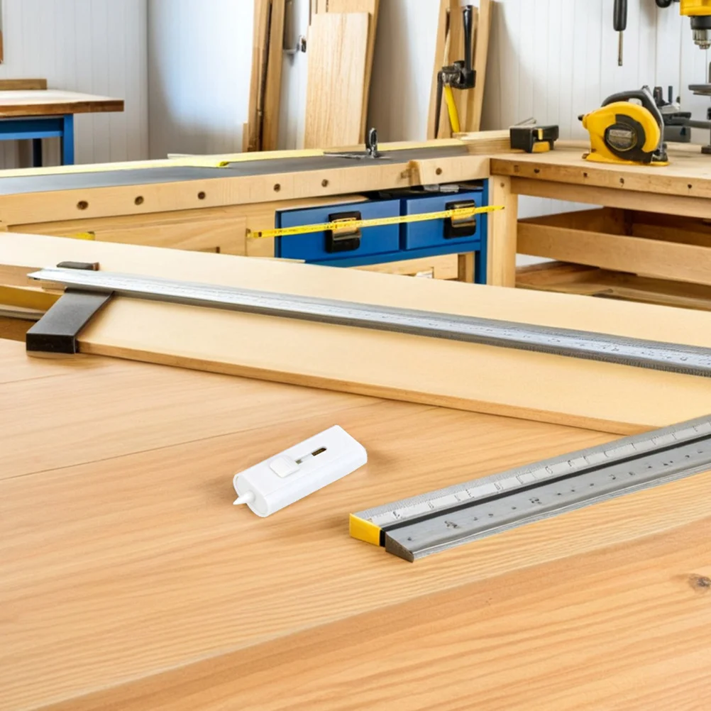 

4Pcs Golf Club Cleaning Brush Dual Sided Groove Cleaner Compact Portable Golf Iron Brush Cleaner Tool for Precise Club