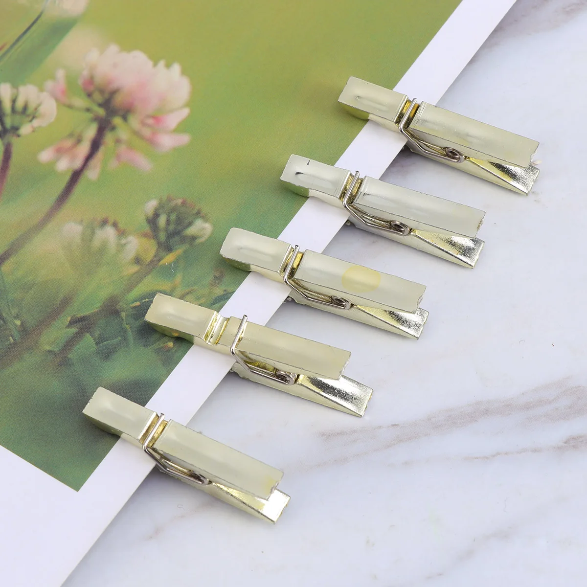 

50pcs Reusable Photo Clips Paper Message Pegs Clothes Pegs Message Mini Clothespins Holders Craft Gifts
