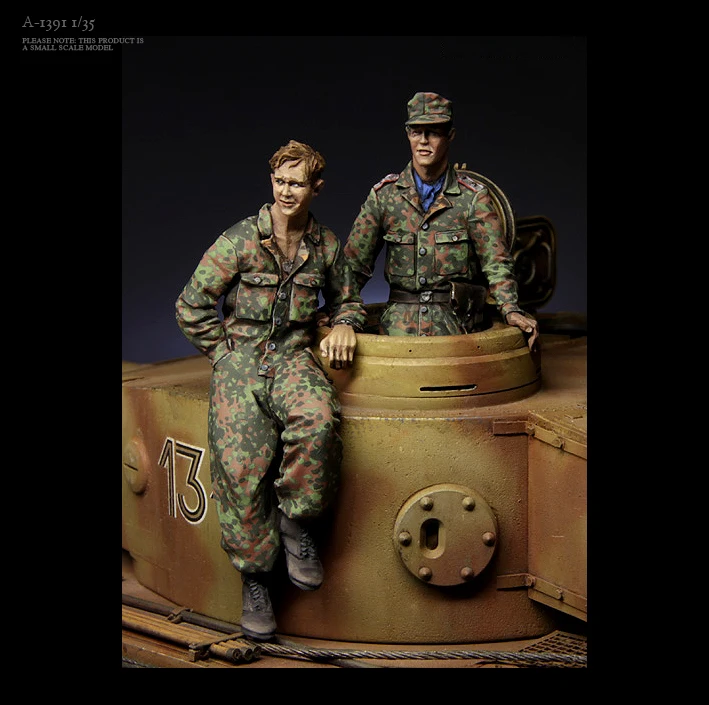 1/35 Resin Soldier model kits figure colorless and self-assembled A-1391