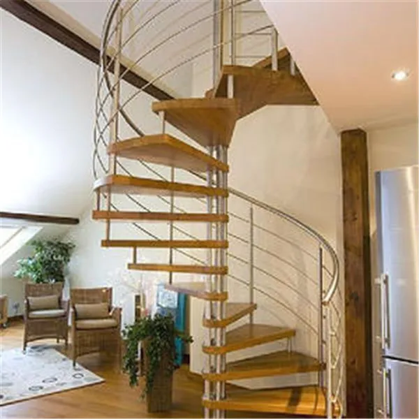 Personalizzazione Gradini per scale in legno a spirale per interni solidi Scale curve Scala a spirale in acciaio al carbonio zincato Scala in alluminio