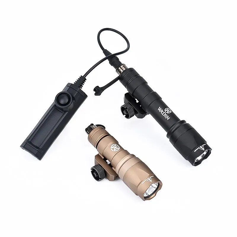 WADSN SF M300 M600 Tactical Flashlight 400/600lm White LED Hunting Weapon Scout Light Fit 20mm Rail Airsoft Accessories LED Ligh