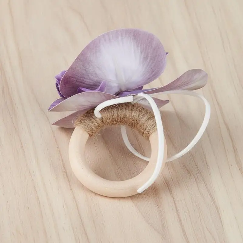 Wooden Napkin Rings With Subtle Orchid Texture Nordic Style For Wedding Catering Services And Hotel Dining Table Decor