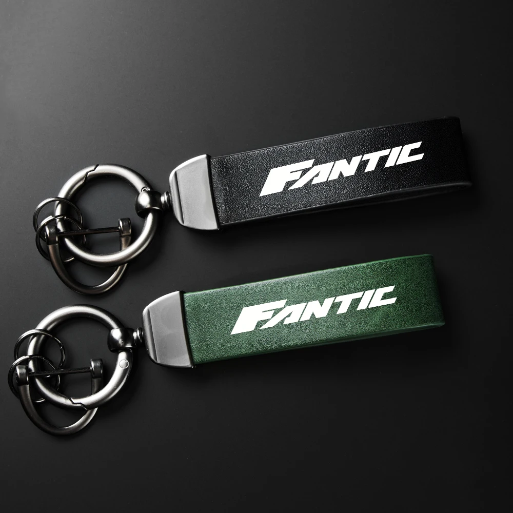 Für FANTIC CABALLERO FLAT TRACK 125 250 500 Motorrad Leder-Schlüsselanhänger mit Hufeisenschnalle, Schmuck-Accessoires