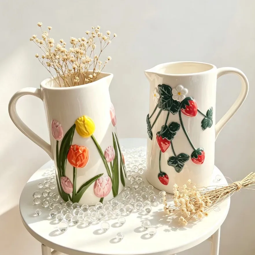 Hand-painted Ceramic Tulip Vase. Suitable for Hydroponic Cultivation of Large-sized Flowers. Multi-purpose Decoration.
