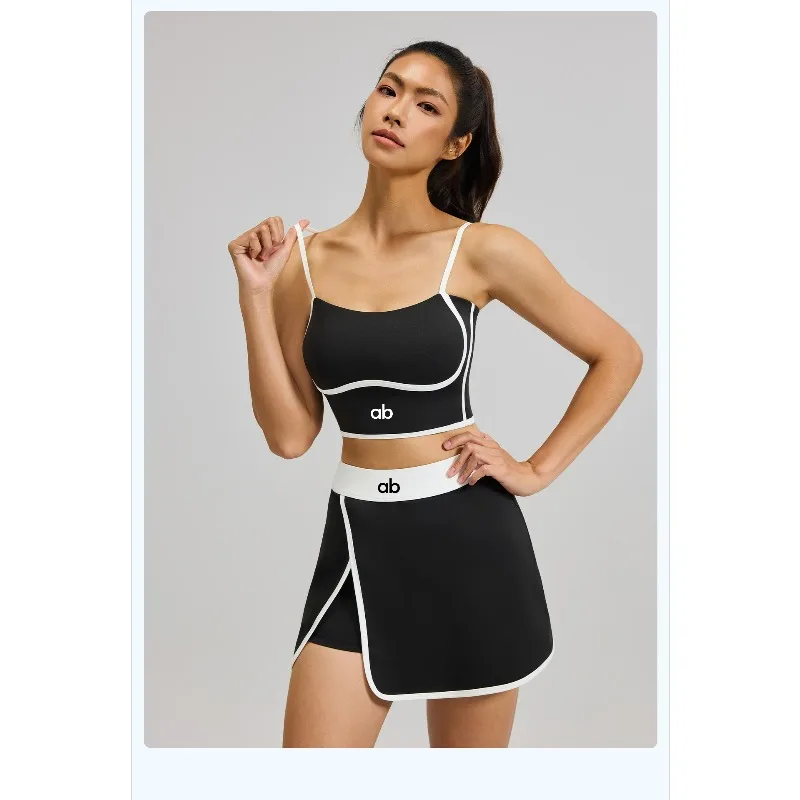 Halter Neck Sports Bra Tennis Skort Set Stylish Workout Outfit for Yoga Tops Tennis Outdoor Activity Women's Sports Fitness Set image 3