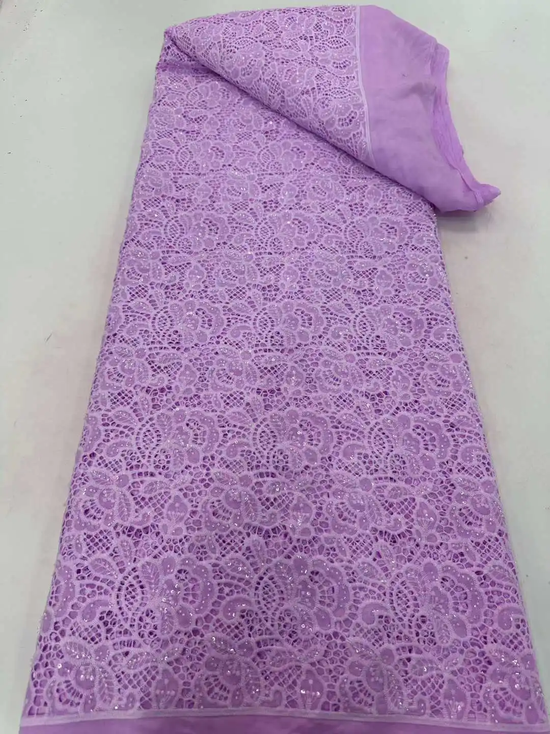 Tessuto africano del pizzo del cavo di seta del latte 2025 Pizzo di alta qualità Paillettes di lusso Lacci del cavo guipure nigeriano per abiti da festa di nozze