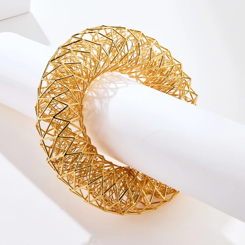 IVOG Hollow Out Lines Design Bracelet For Women Luxury Gold Color Bracelet Fashion Jewelry Official Flagship Store