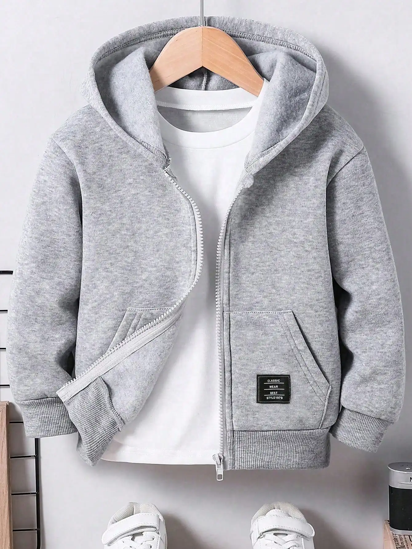 

Kids Solid Gray Zip-Up Hoodie with Front Pockets and Warm Lining