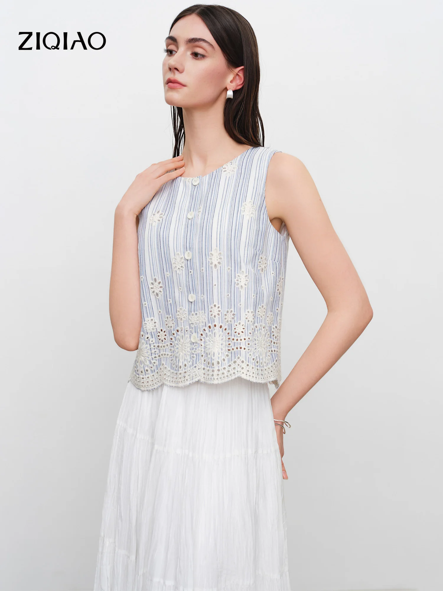 ZIQIAO Women 2026 Summer New Arrival French Hollow Embroidered Vertical Striped Sleeveless Shirt Round Neck Cropped Top T-Shirts