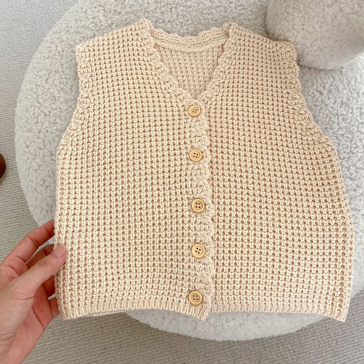 

Осенний новый детский модный универсальный однотонный кардиган для маленьких мальчиков и девочек 2-4 лет, вязаный свитер, жилет с v-образным вырезом, куртка