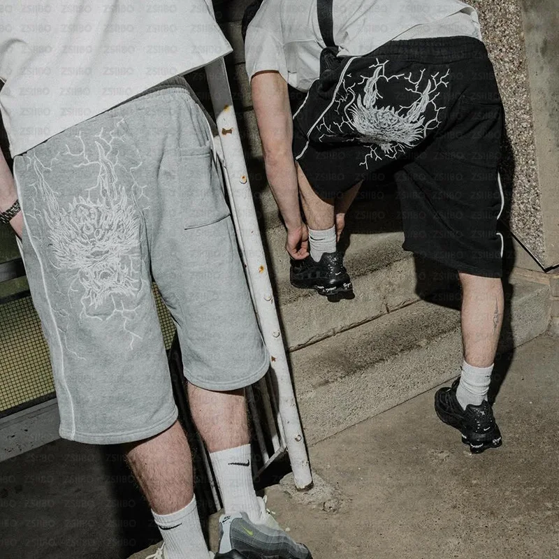Hiphop Harajuku Retro Dragon Head Ricamo a strisce Casual Allentato Abbigliamento da uomo Punk Moda Streetwear Wom High Street Short