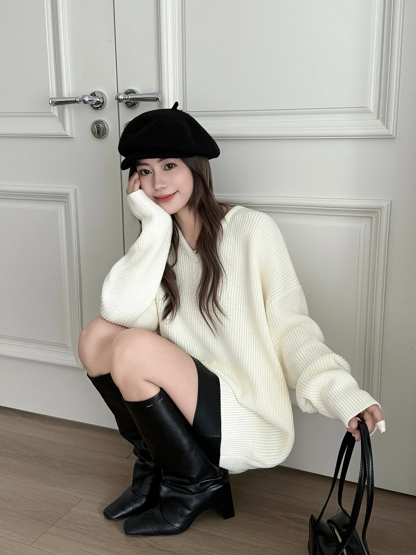 

Jieya Home Lazy Sle Thiened White V-ne Sweater Women's Mid-length Loose Knitted Top for Autumn Winter Outerwear