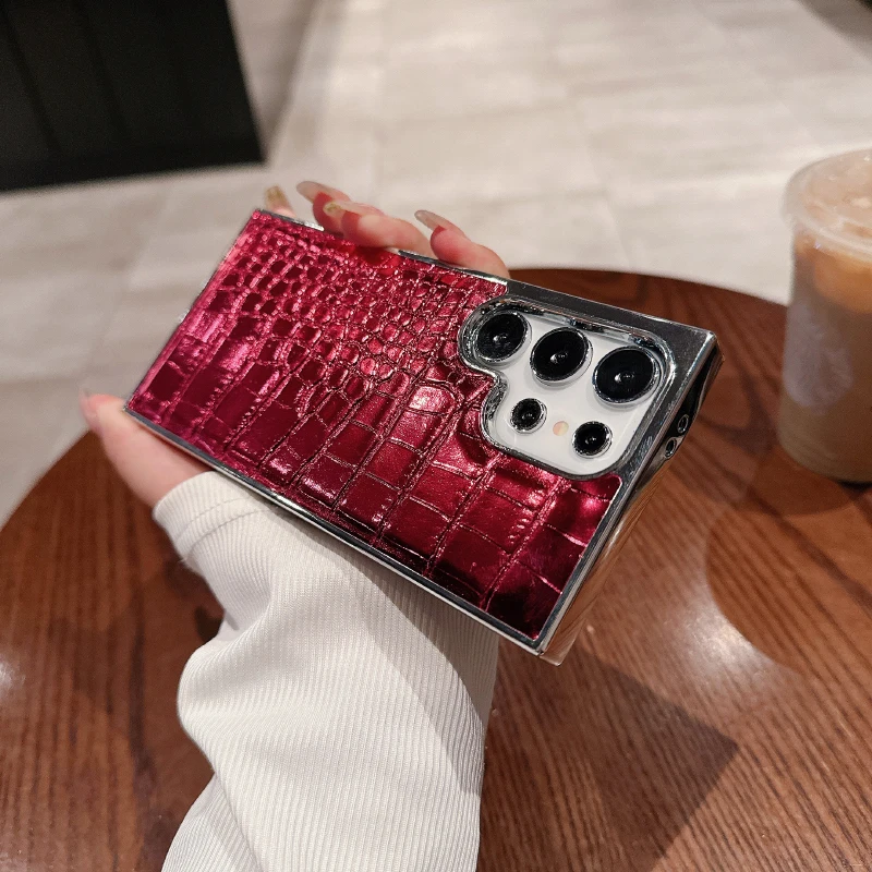 Luxury Plating Crocodile Texture Artificial Leather Bumper Phone Case For Samsung S26 Ultra S24 S23 S25 Ultra Plus Back Cover