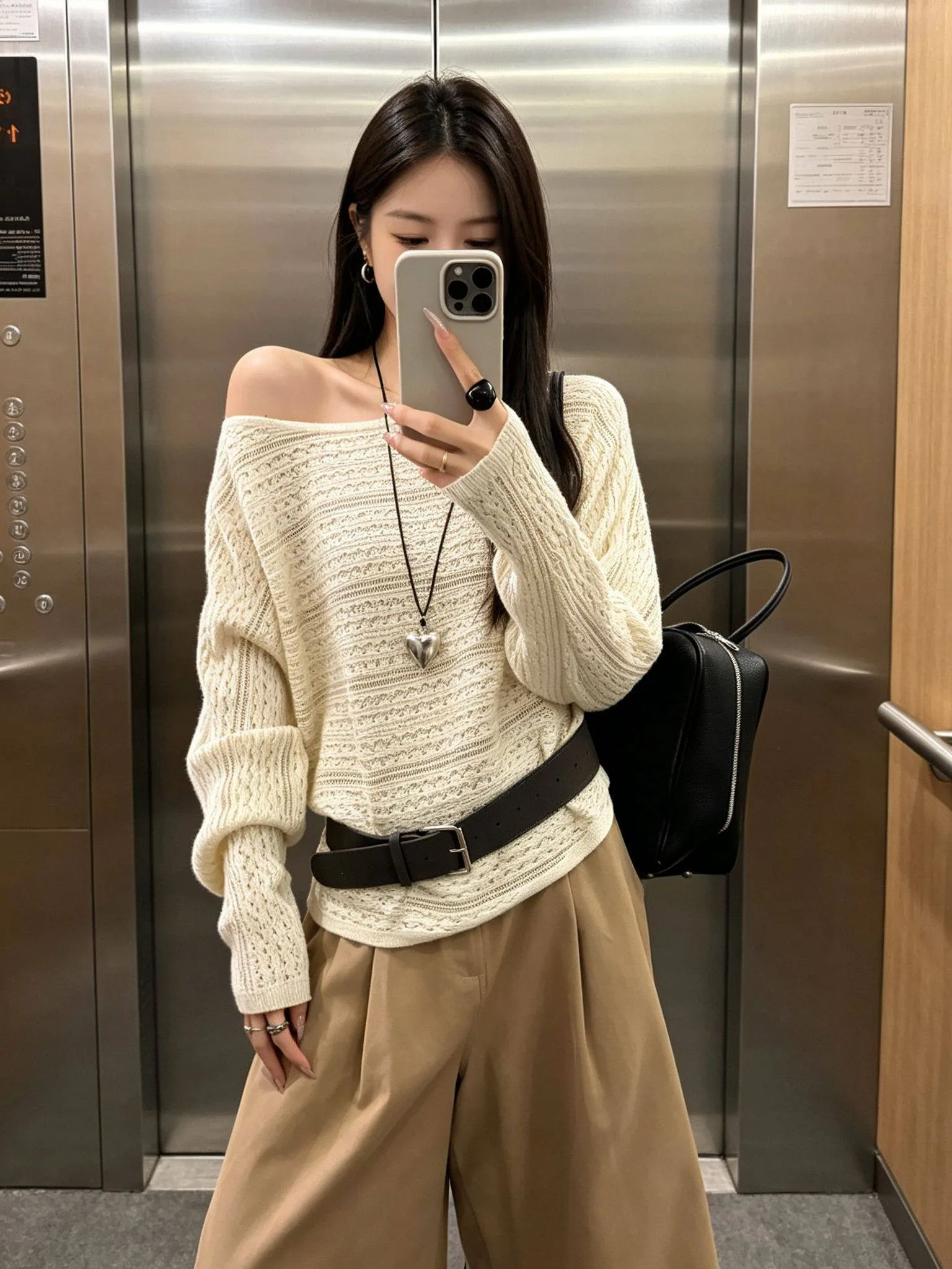 Ladies Long Sleeve Knitted Sweater Shoulder Bared Lazy Style Loose Fit Autumn New Arrival Comfortable mid Weight Breathable