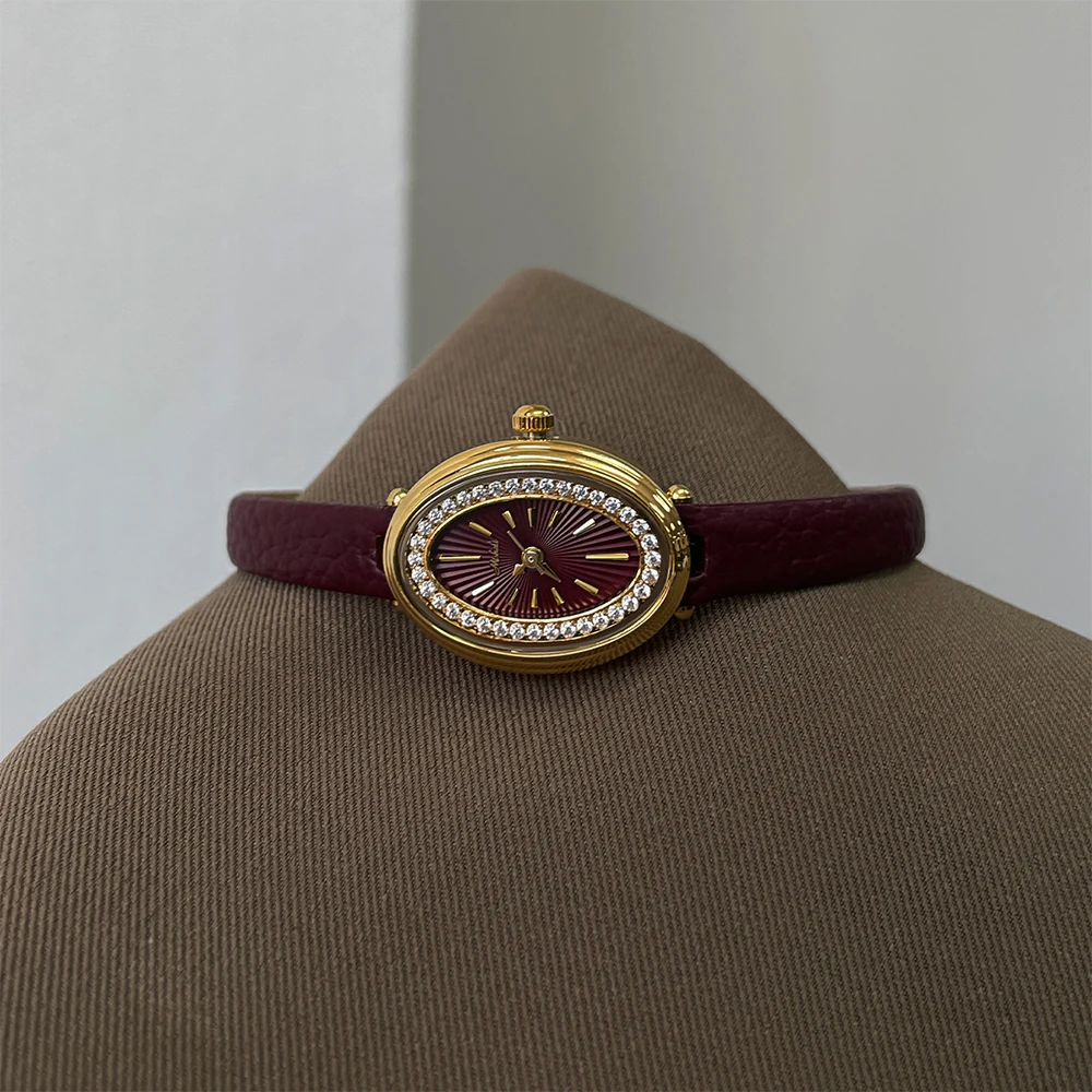 Fashion Simplicity Temperament Elliptical disk quartz belt Watch For women\'s girl Chain watch  Women\'s accessories wholesale