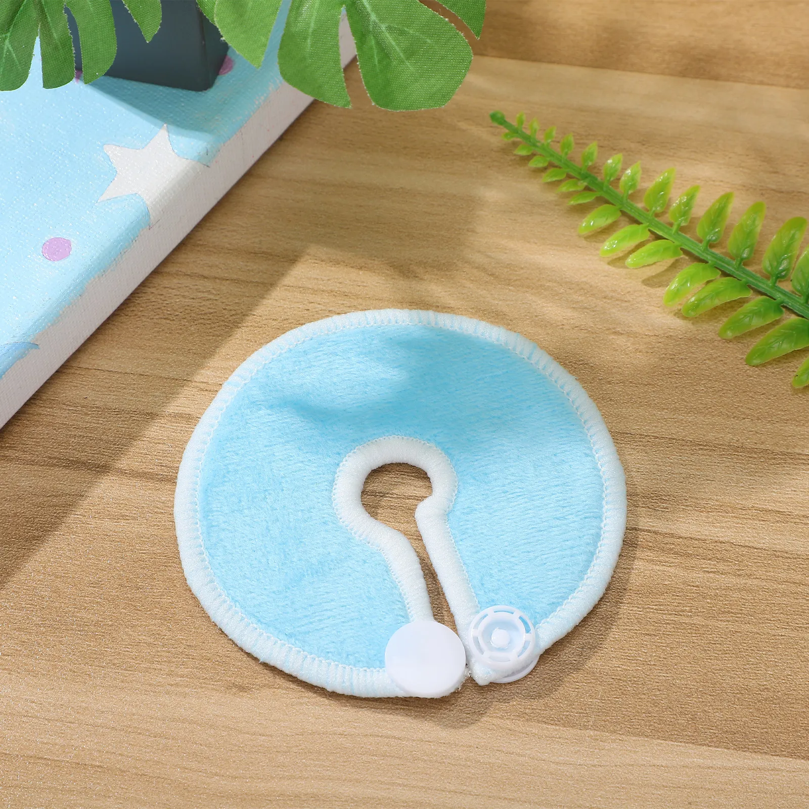 28Pcs G Shape Pads Holders Bamboo Fiber Tube Wraps Supple Skin Friendly Nursing Abdominal Feeding Tube Button Covers Protection