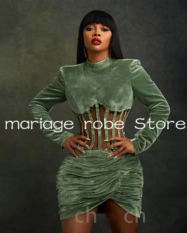 Olivgrünes Cocktail-Abendkleid mit Strasssteinen, Samt, volle Ärmel, kurzes Mini-Korsett, Abschluss- und Heimkehrkleider nach Maß