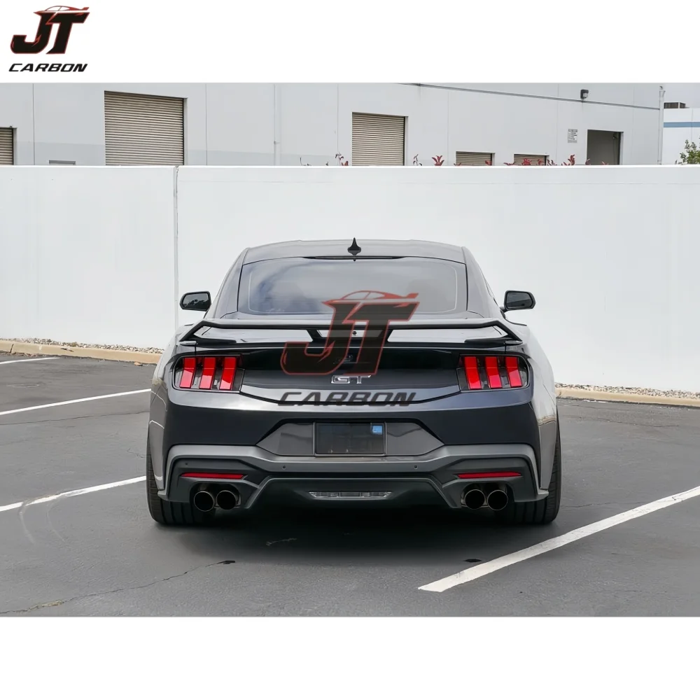 High Quality Carbon Fiber Spoiler For Ford Mustang GT view 3