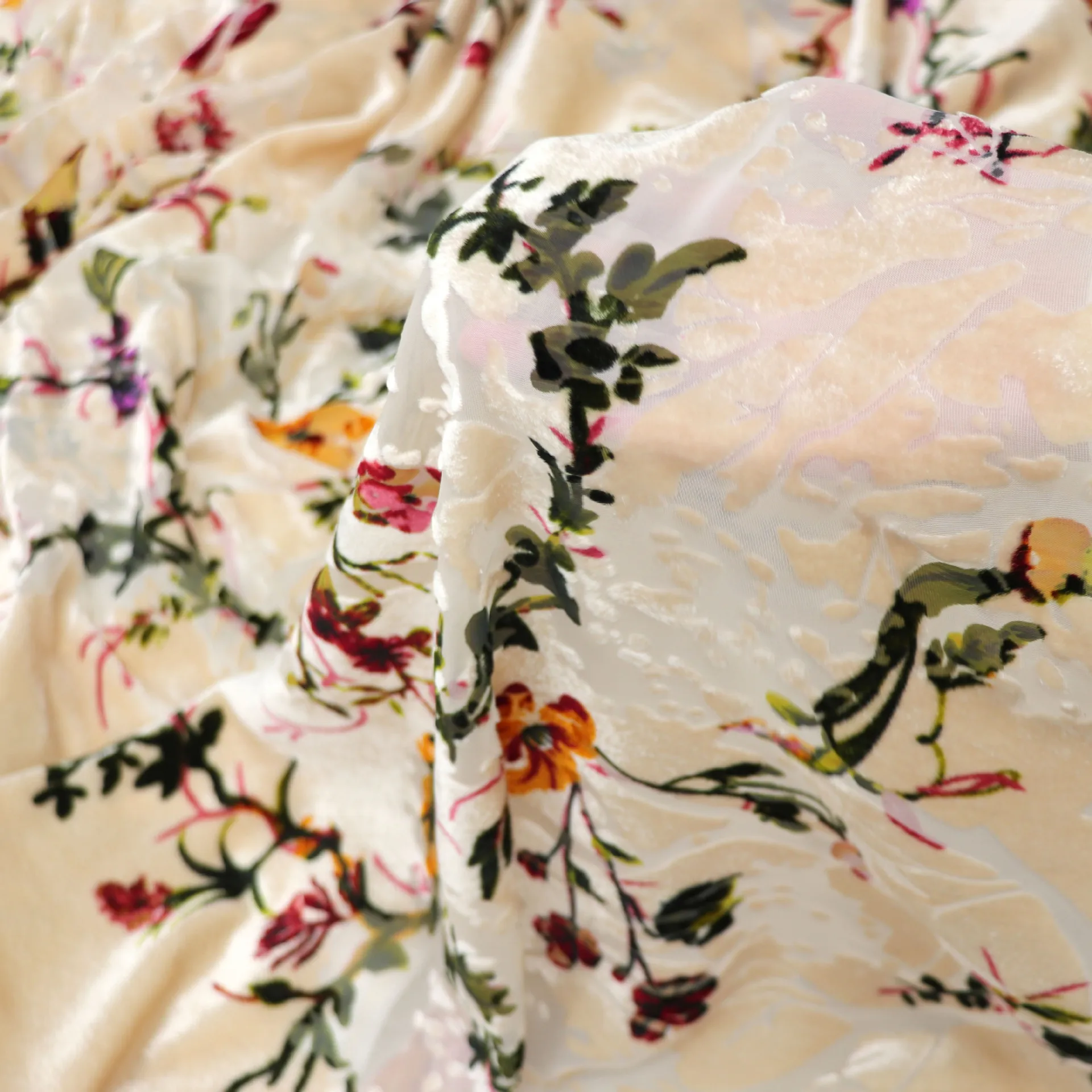 

Woven Embroidered Velvet Brocade Sticky Velvet Printed Burnt out Burnt Flower Fabric Nightdress Cheongsam Plant
