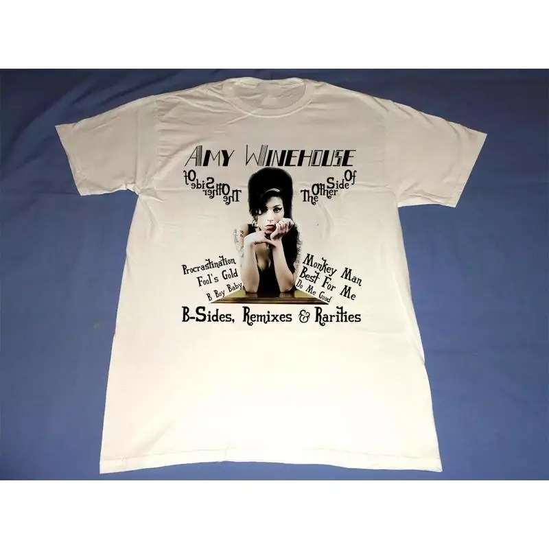 

Amy Winehouse Белая мужская футболка размера S 5XL HE283
