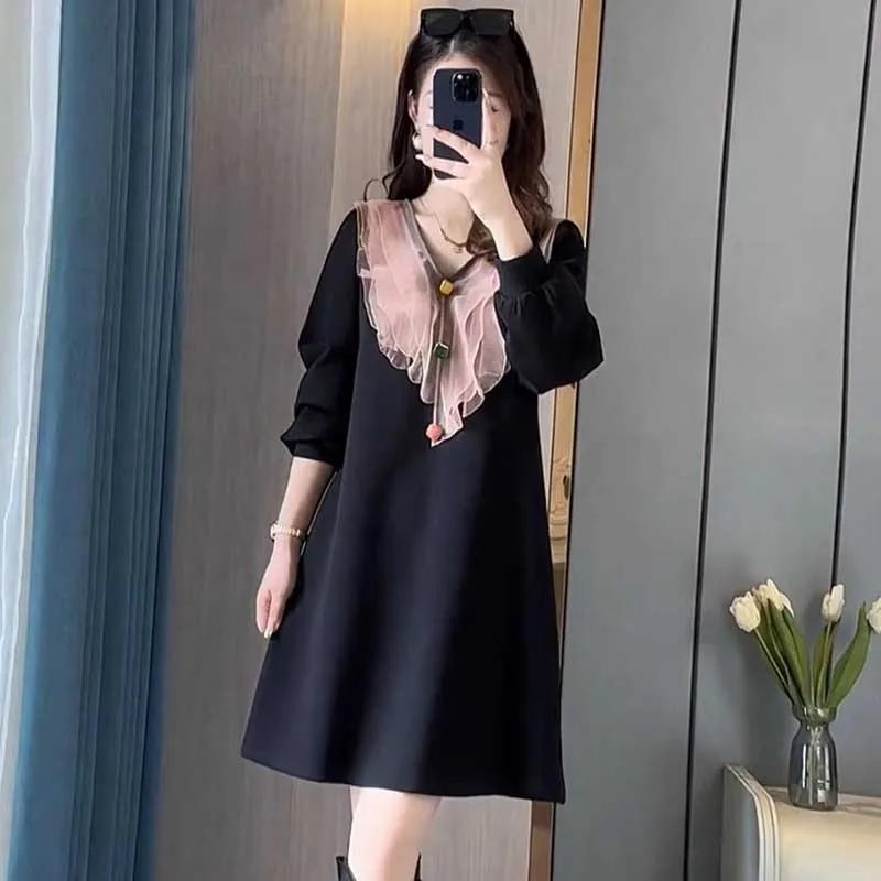 Fashion V-Neck All-match Spliced Button Ruffles Mini Dress Women\'s Clothing 2023 Autumn Winter Loose Commuter Ladies Dresses