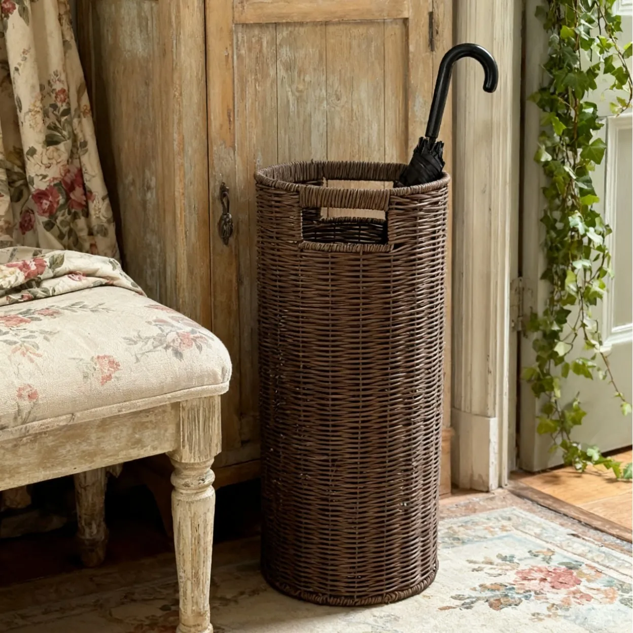 Nordic style heightened home storage storage basket umbrella bucket yoga mat bathroom dirty clothes sorting basket
