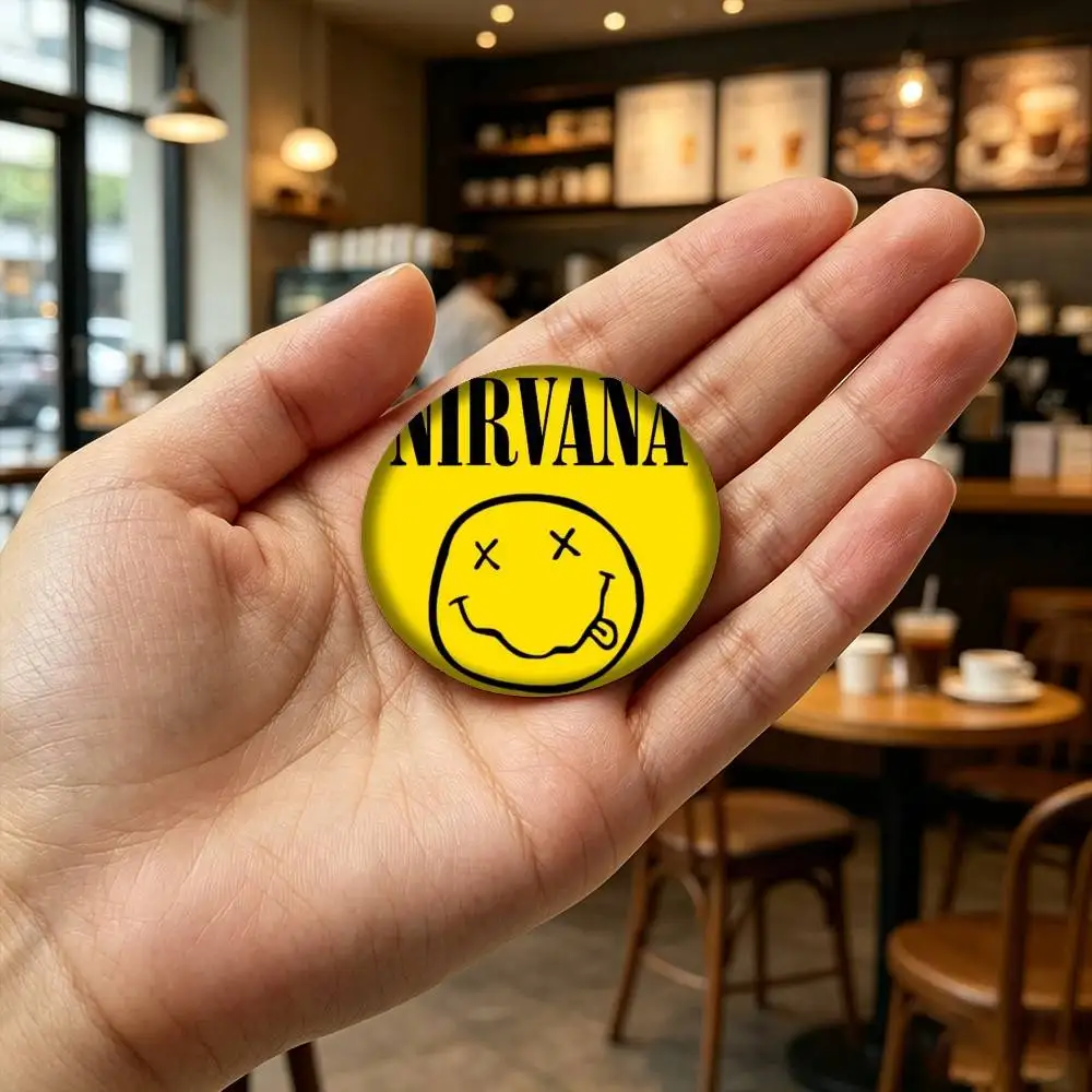N-NirvanaS Logo 25 32 44 58 75mm Badges Personalized Round Brooches Pins Accessory Gift - view 6
