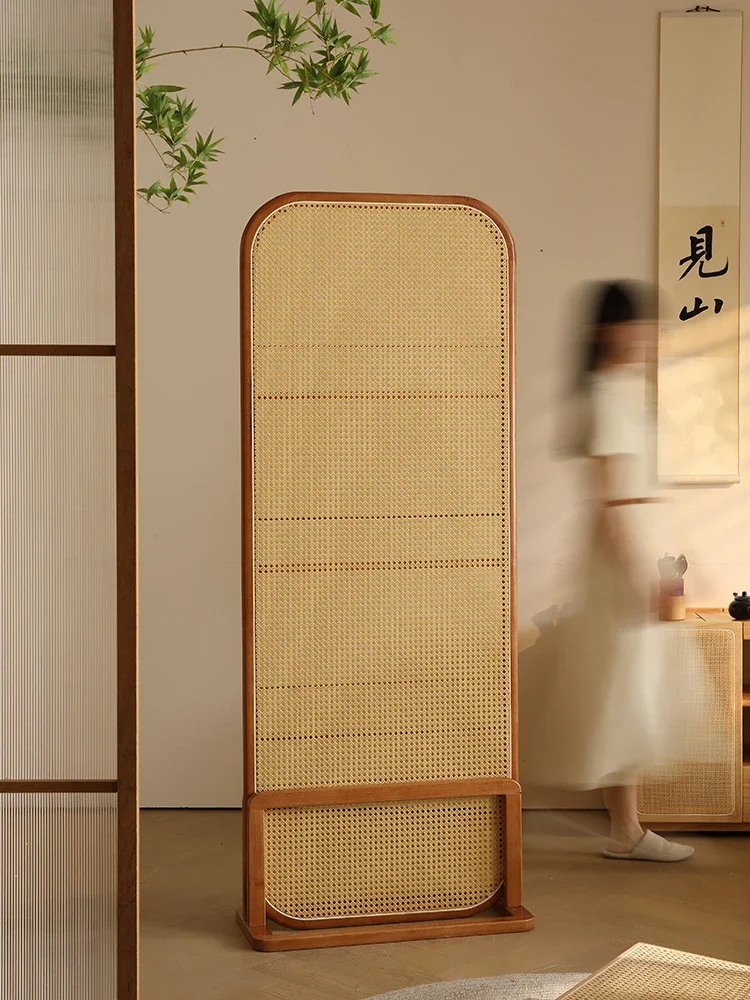 Chinese retro solid wood screen partition, facing the door and porch, blocking the mobile sofa rattan storage magazine rack