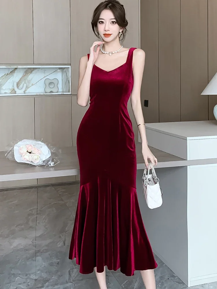 2024 neue rote Samt quadratische Kragen Schlinge sexy langes Kleid Herbst Winter schick gekräuselte Meerjungfrau Kleid Frauen elegante Tanz Party Kleid