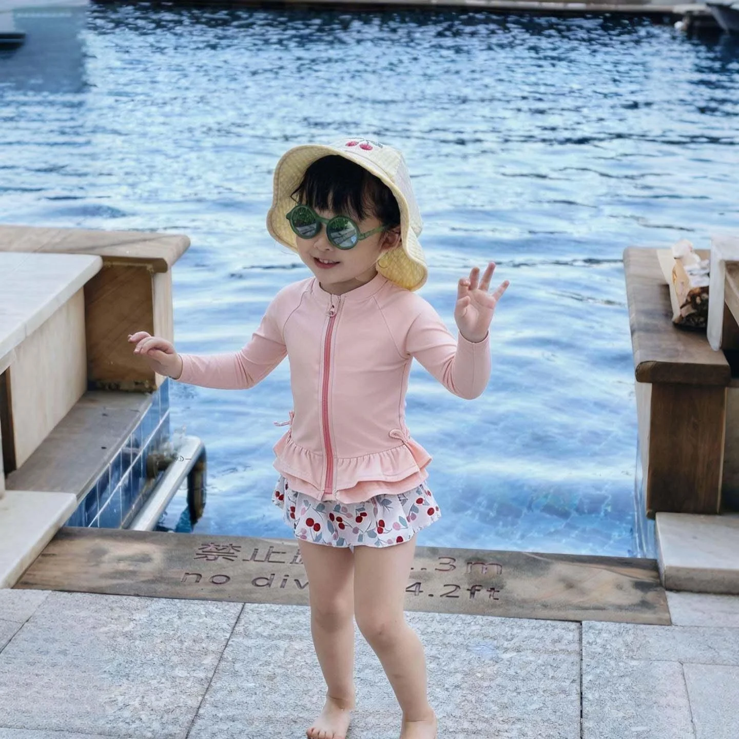 girls-one-piece-swimsuit-long-sleeve-sun-protection-quick-dry-swimming-costume-anti-light-swim-skirt-cute-design-infant-swimsuit