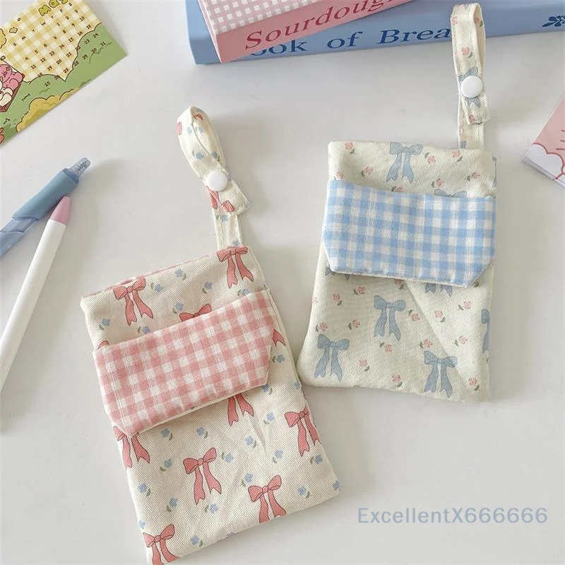 

Charming Flower-Themed Bowknot Nurses Pen Case; Portable Handbag with Ample Storage Space; Women's Double-layer Pen Bag Gifts