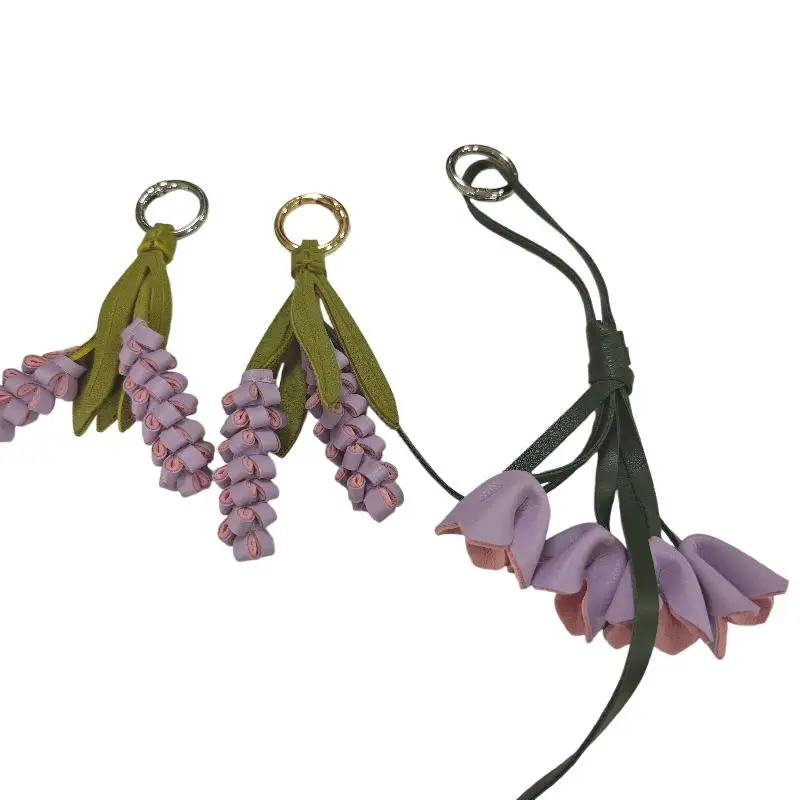 1 Stück Lila Lavendel-Osmanthus-Blumen-Schlüsselanhänger, Niedliches PU-Leder Blumen-Taschenaccessoire für Liebende/Realistische Blume/Gutes Geschenk – Detail 2