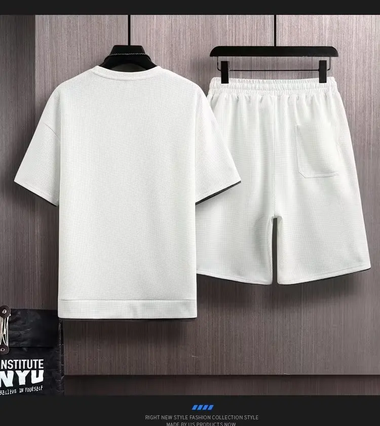 2 pezzi pantaloncini da uomo Set Summer Waffle Pattern Hong Kong Style Casual O Neck mezza manica T Shirt Shorts Oversize Set di stampa allentata